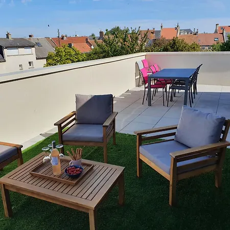 アパート Othello Sea Flat - Terasse Familial ウイストルアム